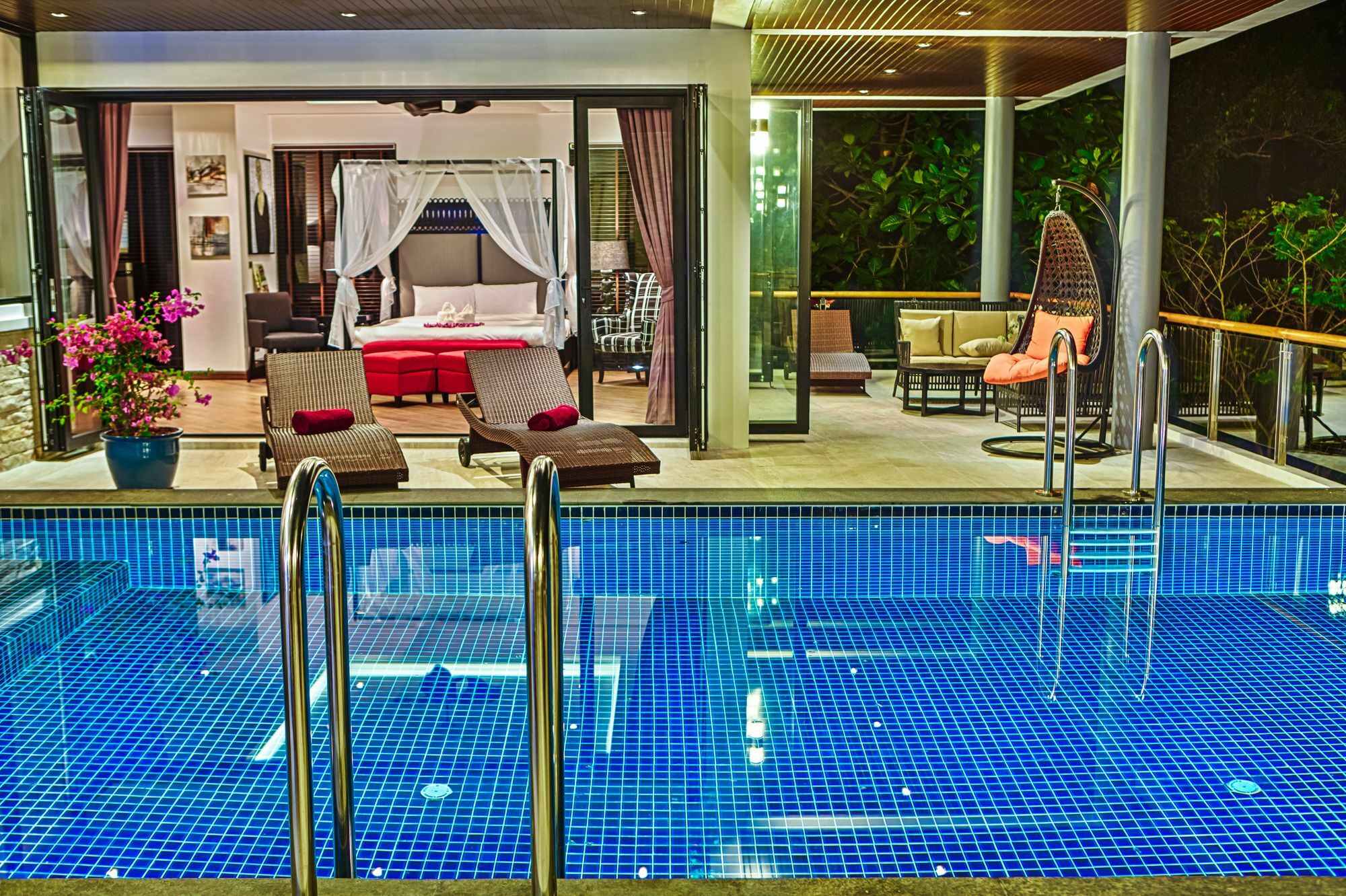 Fully Serviced Grand Villa Luxury Time Phuket Банг Тао Бийч Екстериор снимка